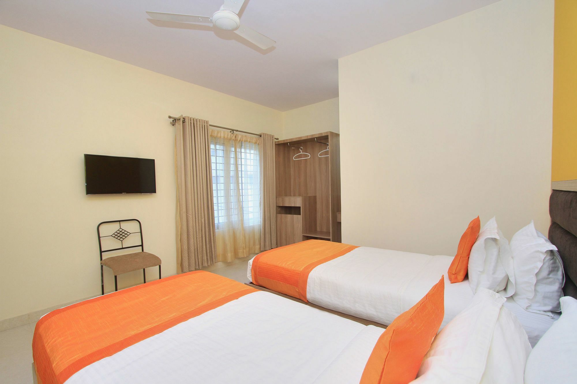 Hotel O Golden Inn Near Cubbon Park Bengaluru Zewnętrze zdjęcie