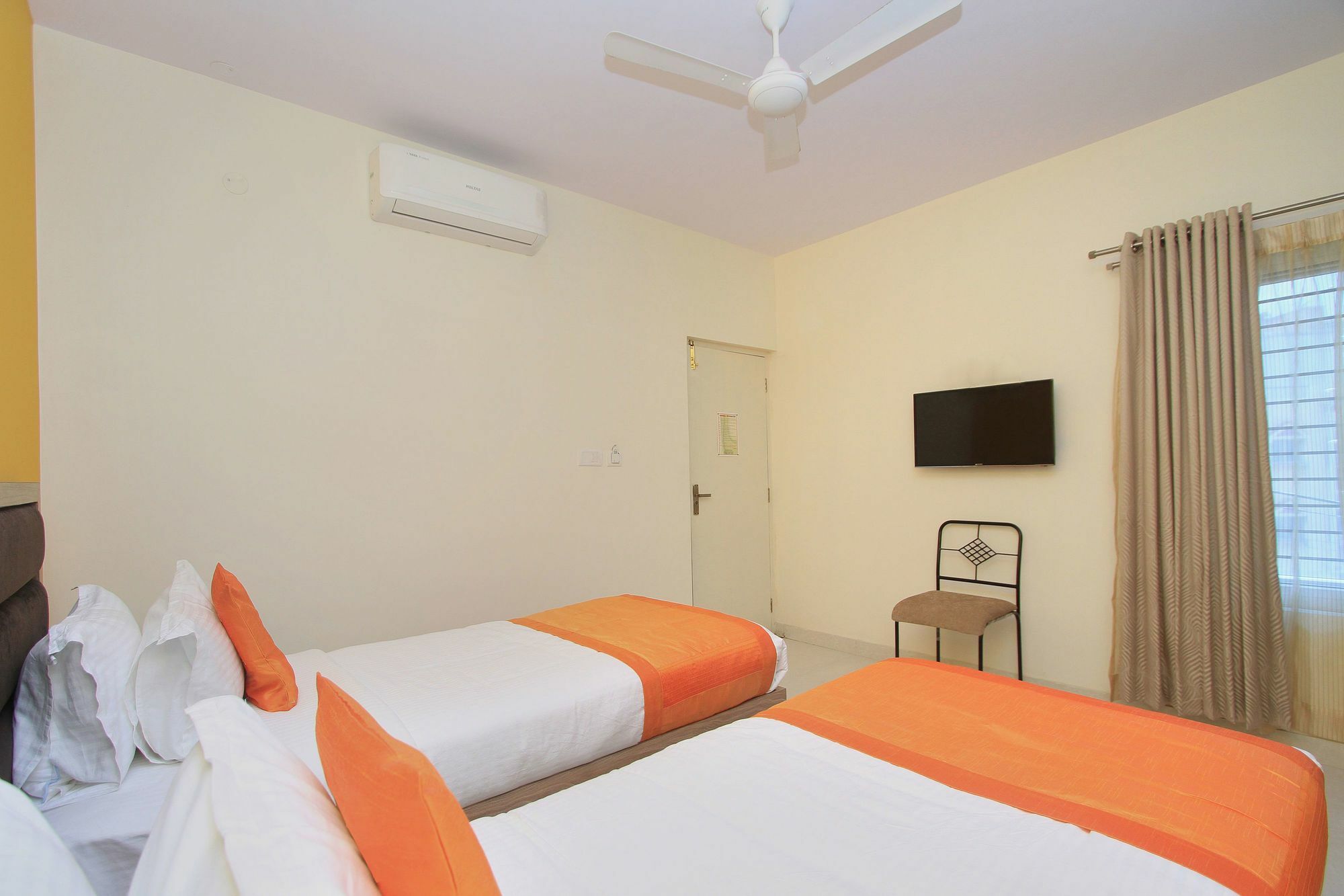 Hotel O Golden Inn Near Cubbon Park Bengaluru Zewnętrze zdjęcie